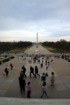 stroll_the_national_mal-washington-dc-night-life-rmcl.jpg